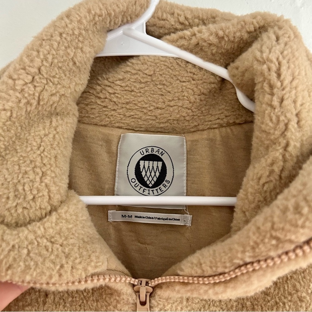Urban Outfitters Tan Teddy Fleece Bomber Jacket Oversized Pockets - Picture 2 of 7